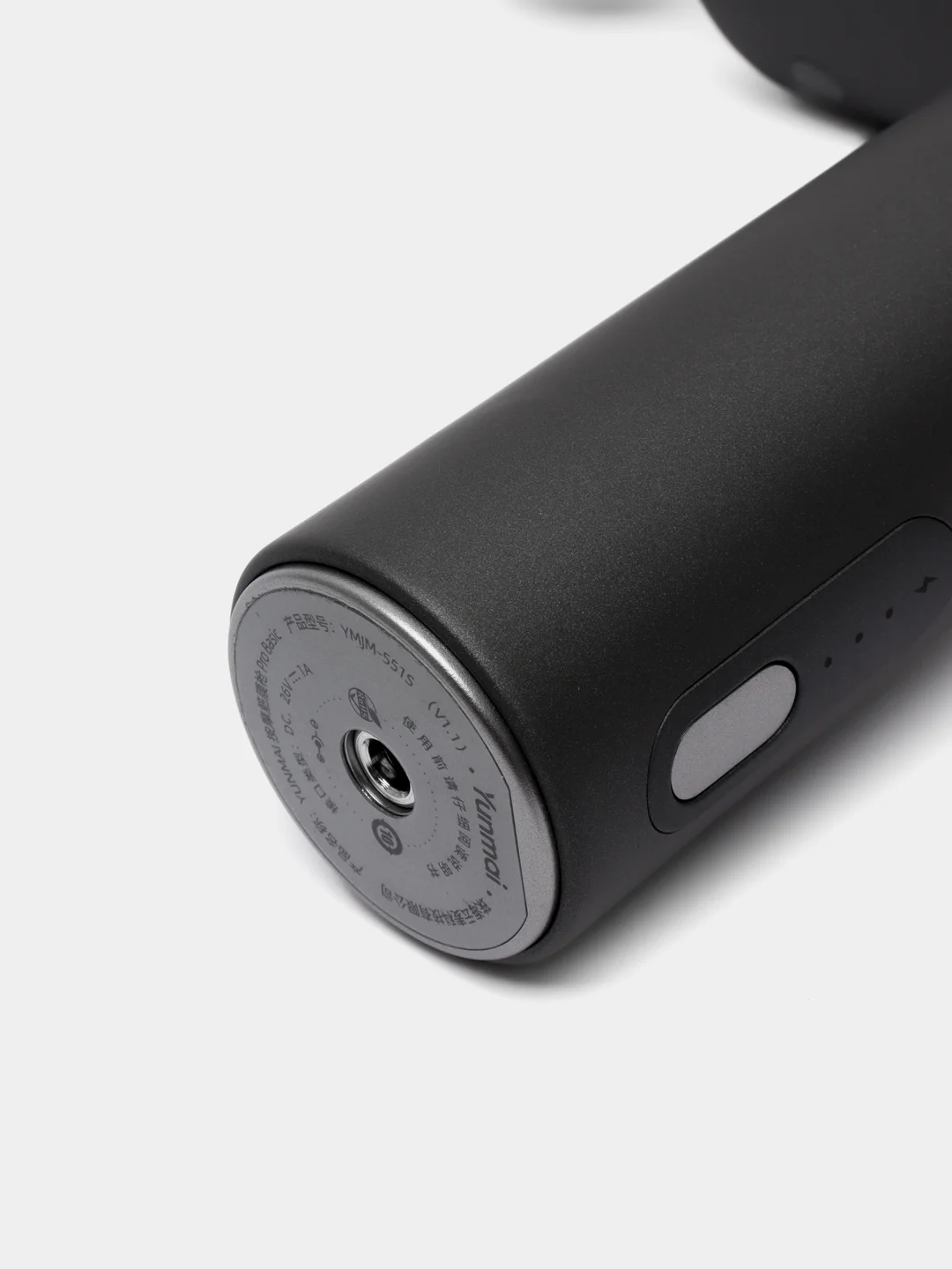 Черный массажер электрический Xiaomi Yunmai Gun Pro Basic перкуссионный YMJM-551S