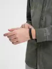 Серый мужской кожаный браслет