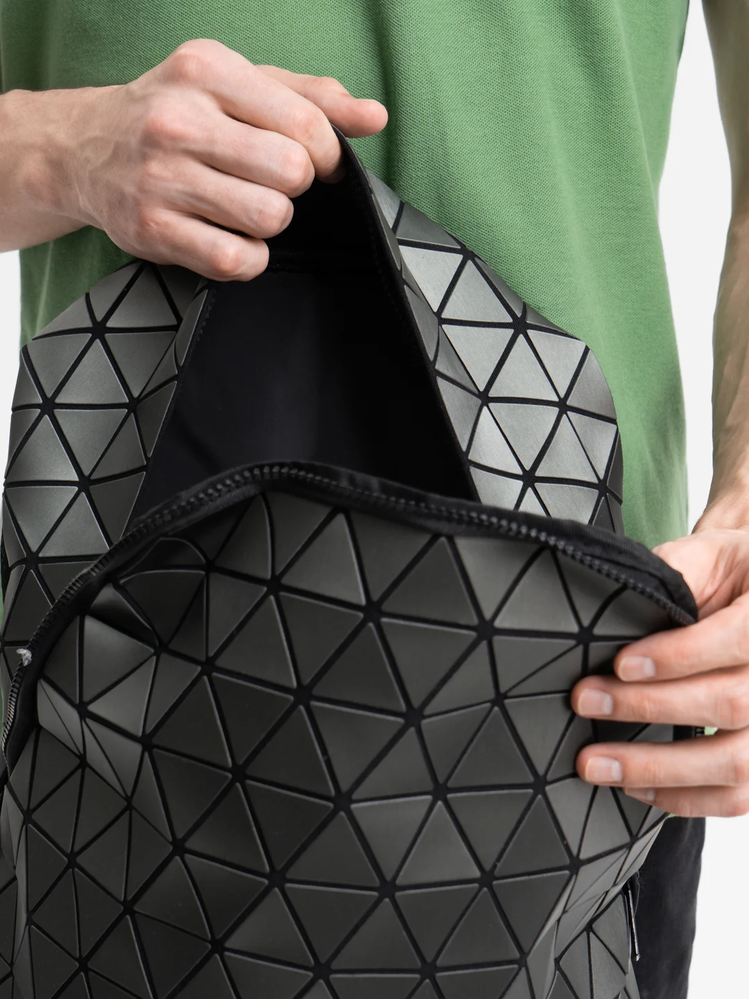 Хаки рюкзак Rombica Mybag Prisma Khaki