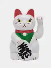 Белый денежный кот на батарейках