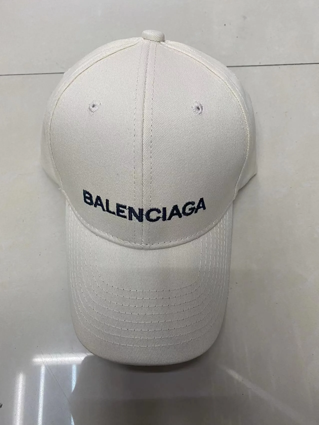 Белый бейсболка унисекс