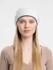 Белый шапка летняя