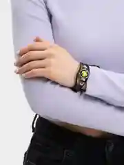 Зеленый браслет женский на руку.Кожаный баслет