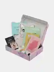 Зеленый подарочный набор косметики