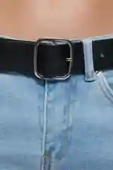 Голубой джинсы bootcut расклешенные с кожаным ремнем женские Befree