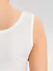 Белый женский топ, лапша