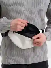 Белый сумка-бананка поясная, унисекс