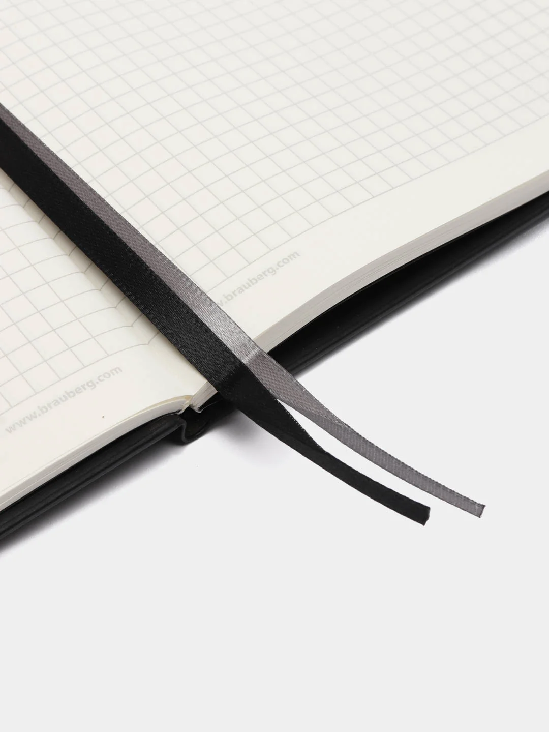 Блокнот BRAUBERG NOTE, под кожу, клетка, с резинкой, черный, А5, 162 х 21, 80 листов