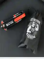 Белый фонарик-мультитул, многофункциональный, 8 в 1, в подарочном мешочке