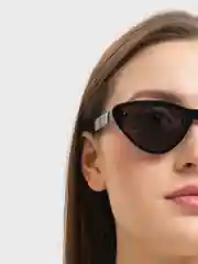 Черный солнцезащитные очки