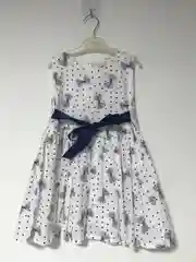 Белый платье детское с коротким рукавом