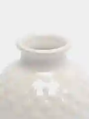 Белый вазочка