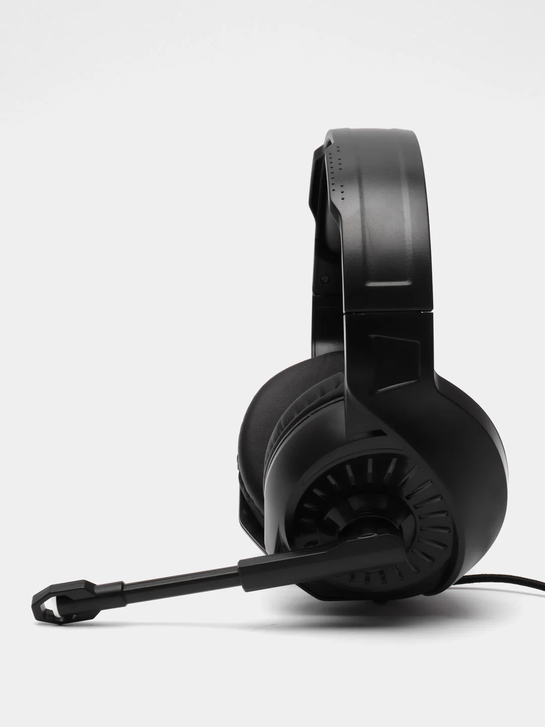 Черный игровые наушники Gaming Headset RGB Light R3000