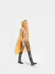 Оранжевый дождевик-пончо