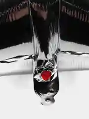 Серебряный фольгированный шар "Звезда", 65 см