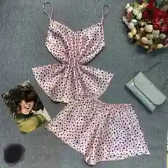 Пижама женская, атласная: майка и шорты