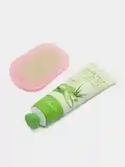 Вишнёвый подарочный набор косметики