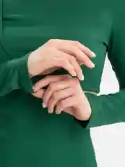 Зеленый спортивное платье