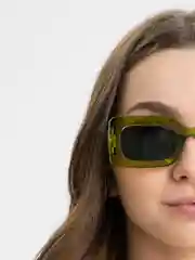 Зеленый солнцезащитные очки, прозрачные