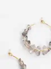 Серый серьги-кольца с кристаллами