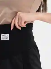 Черный шорты для беременных