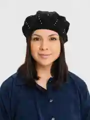 Черный берет женский