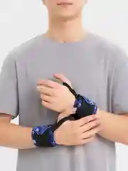 Синий комплект напульсников камуфляжный для жесткой фиксации кисти