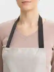 Бежевый фартук кухонный