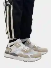 Бежевый кроссовки мужские