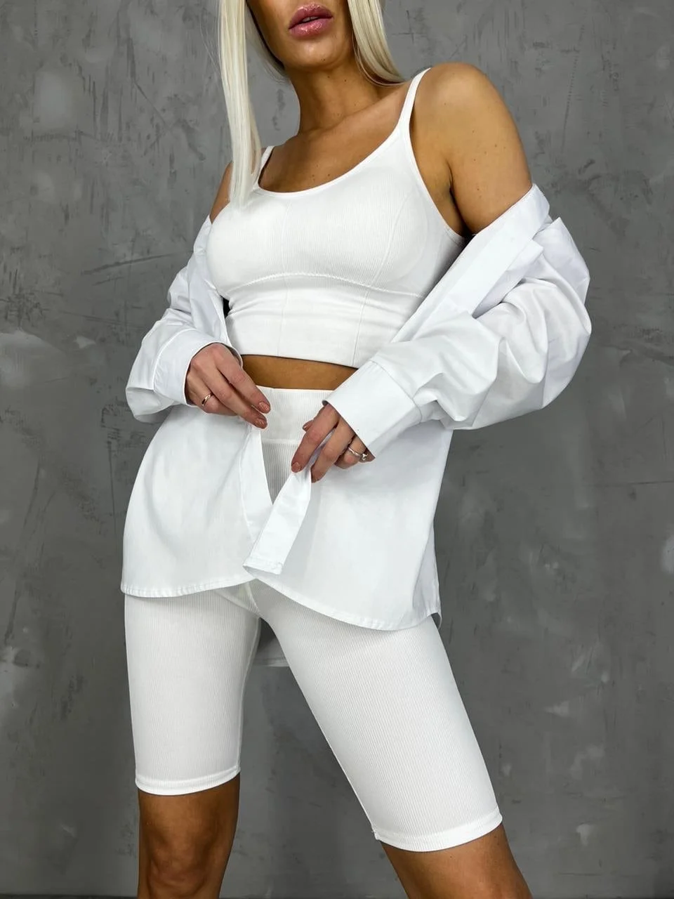 Белый велосипедки в рубчик "Sport Collection"