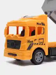 Серебряный машинка инерционная
