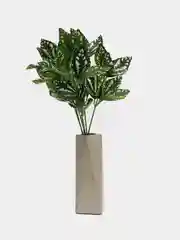 Бирюзовый искусственные цветы. Куст зелени. Искусственные растения для декора
