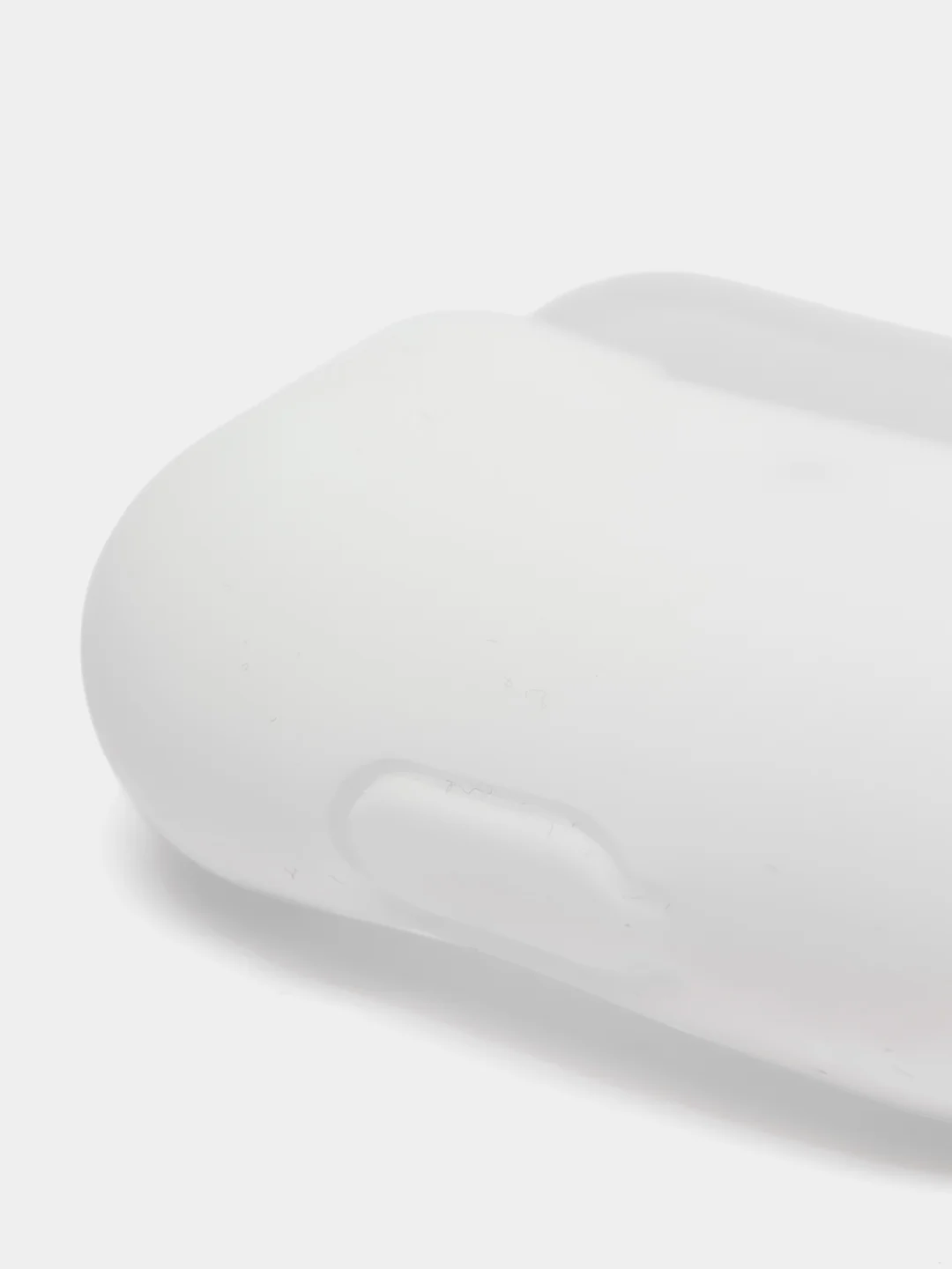 Белый силиконовый чехол для наушников Apple Airpods Pro