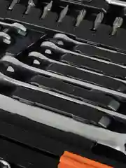 Набор инструментов 1/2" 1/4" CrV в кейсе 82 предм Вихрь