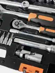 Набор инструментов 1/2" 1/4" CrV в кейсе 82 предм Вихрь