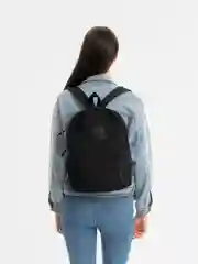 Черный рюкзак повседневный