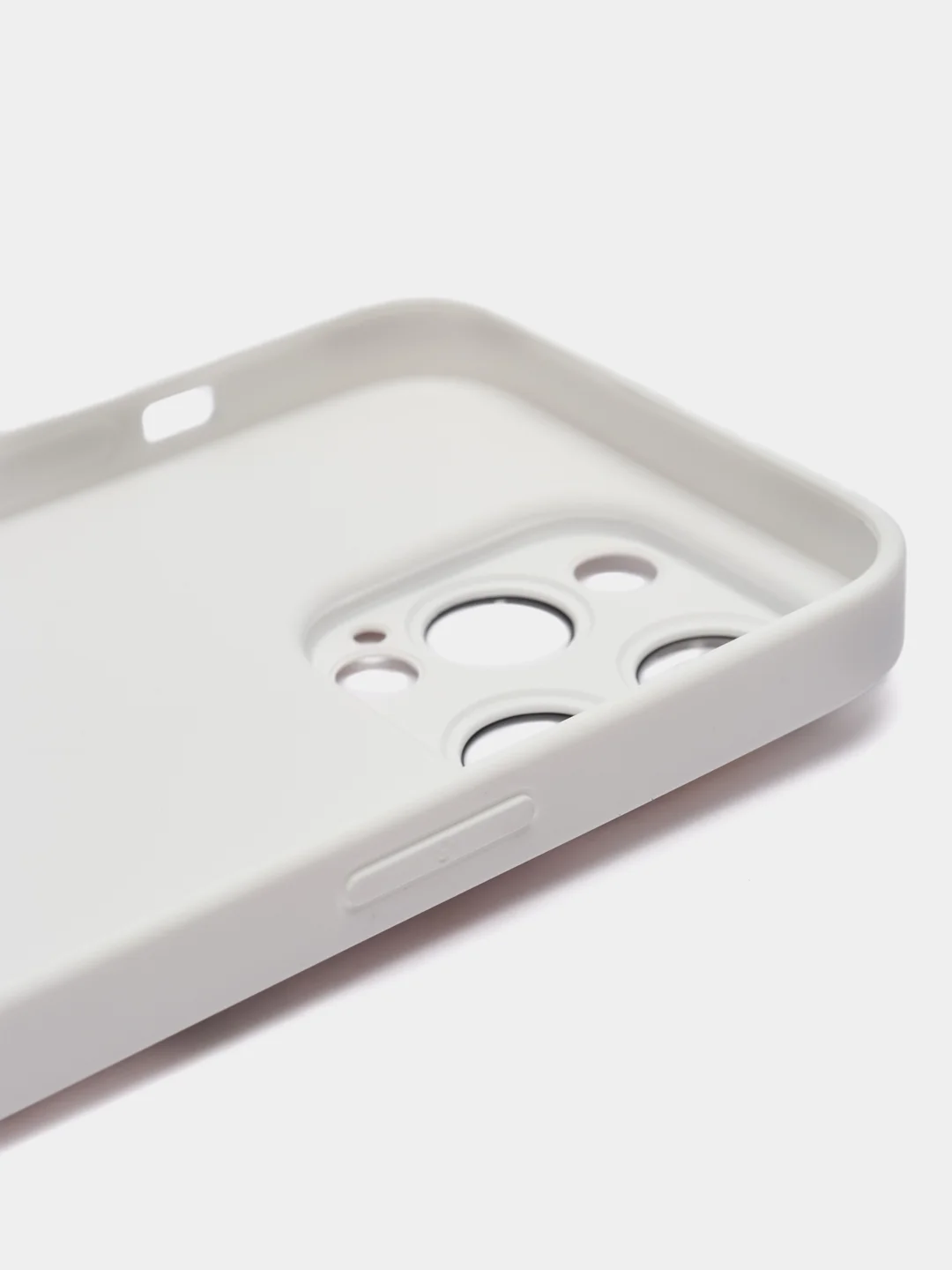 Чехол на iPhone 12 Pro, 13 Pro, 14 Pro
