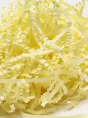 Желтый бумажный наполнитель