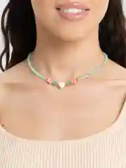 Белый ожерелье из бисера