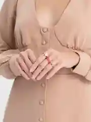 Розовый набор женских колец