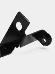 Кронштейн нижнего кожуха облицовки багажника Alpha RF
