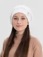 Белый берет женский вязаный Гуннера, шапка на флисовом подкладе