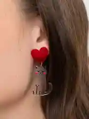 Алый серьги акриловые, с котиками, 2 вида