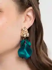 Серьги женские "Лепестки", висячие, зелёные