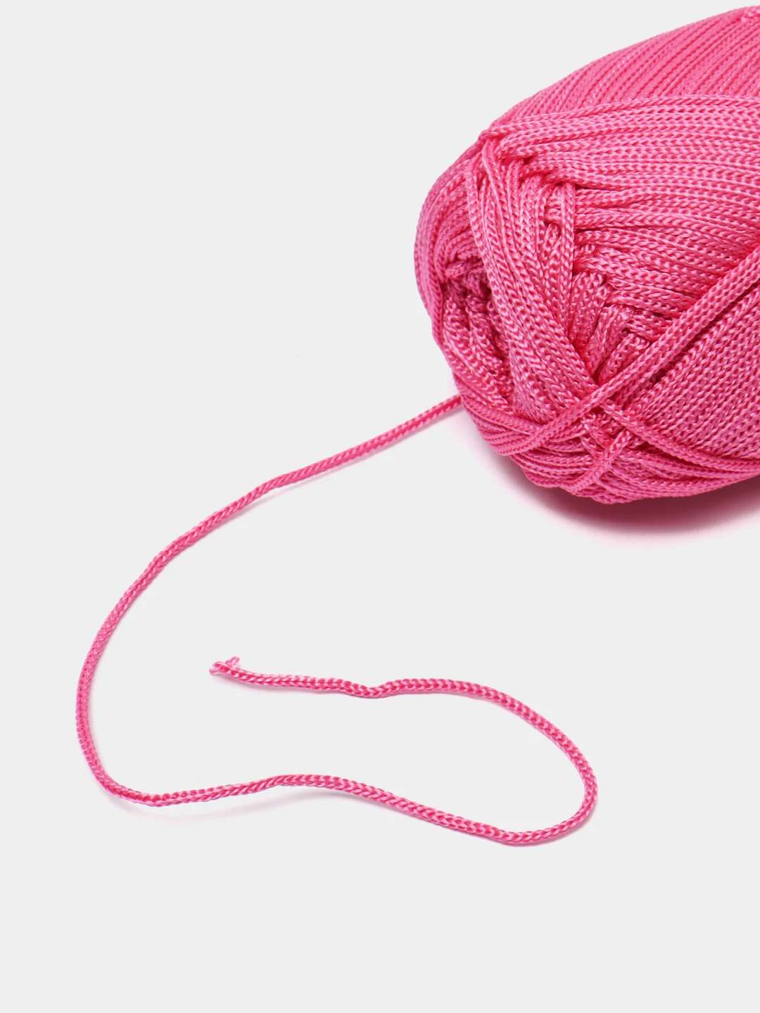 Фуксия пряжа YarnArt Macrame, шнур полиэфирный для вязания и макраме, полиэстер, 90 г, 130 м, 2мм