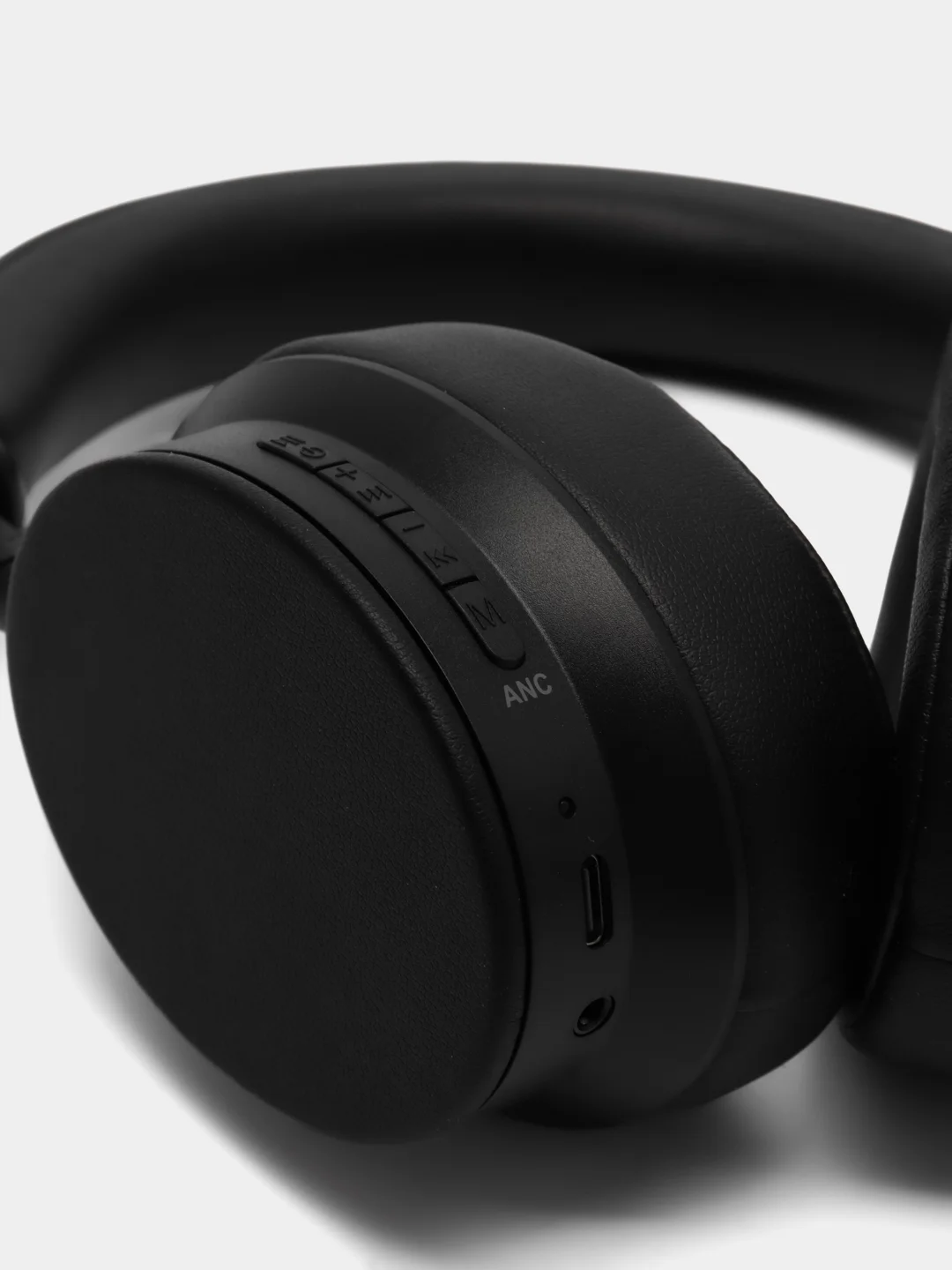 Наушники накладные беспроводные HARPER HB-715 Black с шумоподавлением, с микрофоном