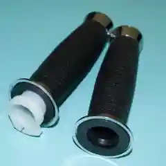 Ручки руля ТИП67 (грипсы ячеистый рисунок, на руль 22 мм.)