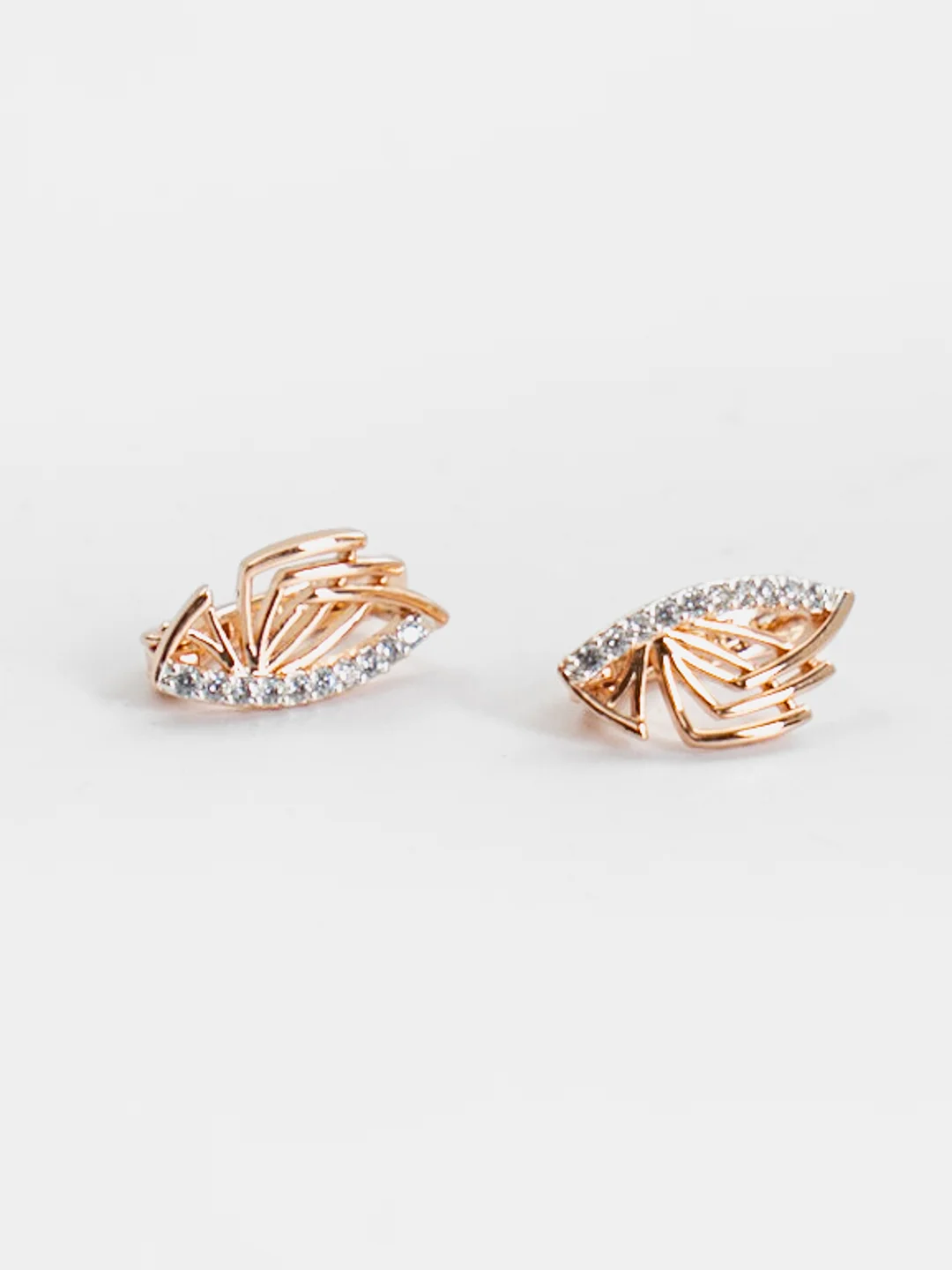 Золотой серьги на английском замке "Fallon Jewelry"