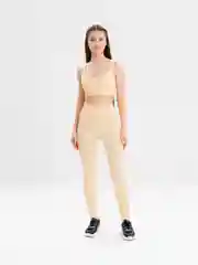 Бежевый женский костюм для фитнеса