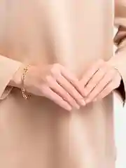 Золотой женский декоративный браслет